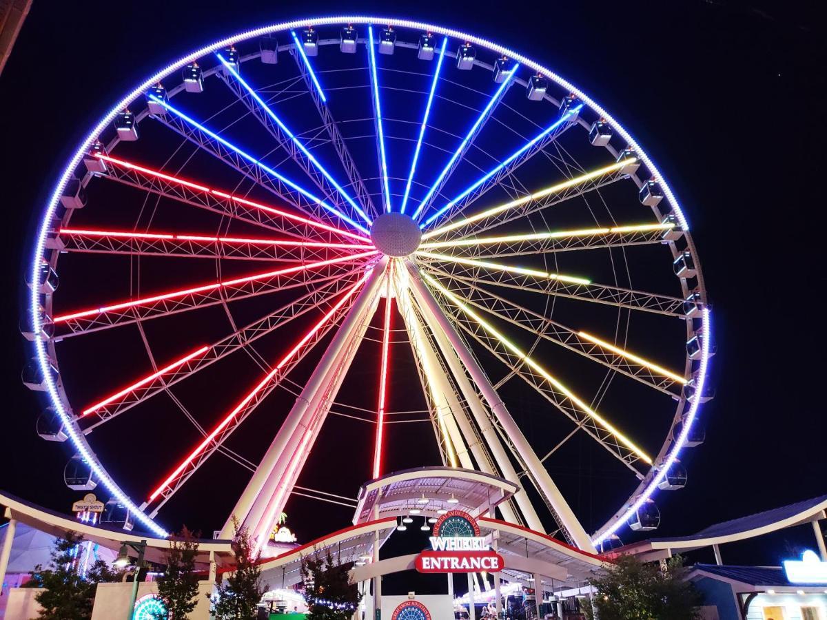Whispering Winds, Hot Tub, Game Room, Wifi, 1089 Free Tickets Each Paid Day, Dollywood And More Гатлінбург Екстер'єр фото