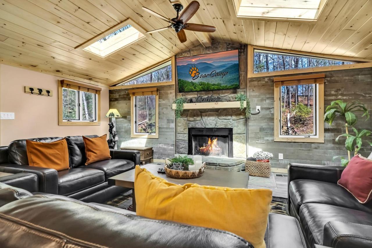 Whispering Winds, Hot Tub, Game Room, Wifi, 1089 Free Tickets Each Paid Day, Dollywood And More Гатлінбург Екстер'єр фото