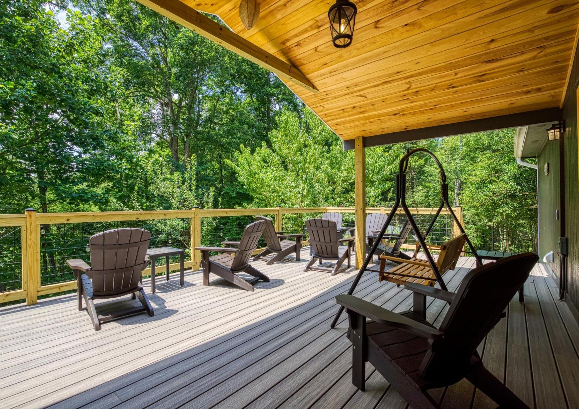 Whispering Winds, Hot Tub, Game Room, Wifi, 1089 Free Tickets Each Paid Day, Dollywood And More Гатлінбург Екстер'єр фото